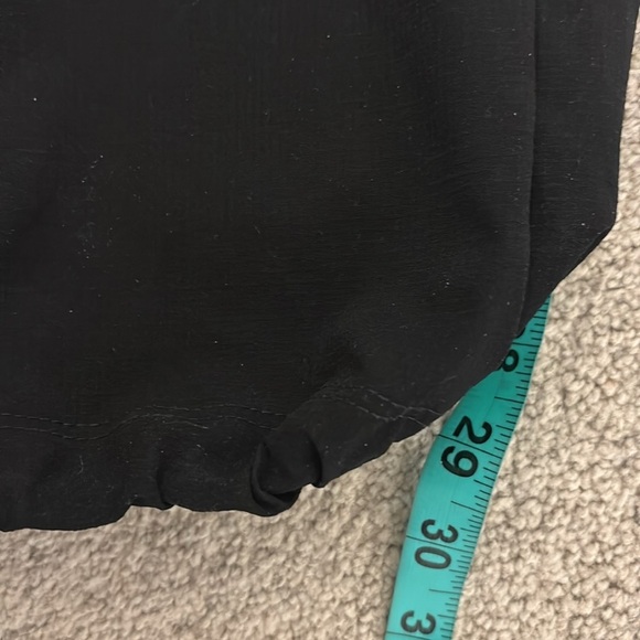 Womens Black water repellent Cargo Pants with pockets - Picture 10 of 15